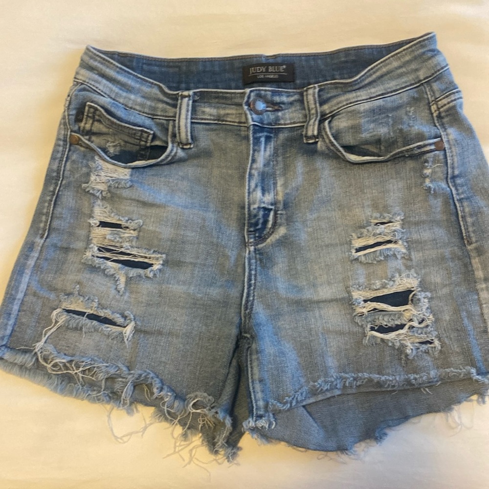Judy Blue Mid Rise distressed Blue Denim Shorts size M